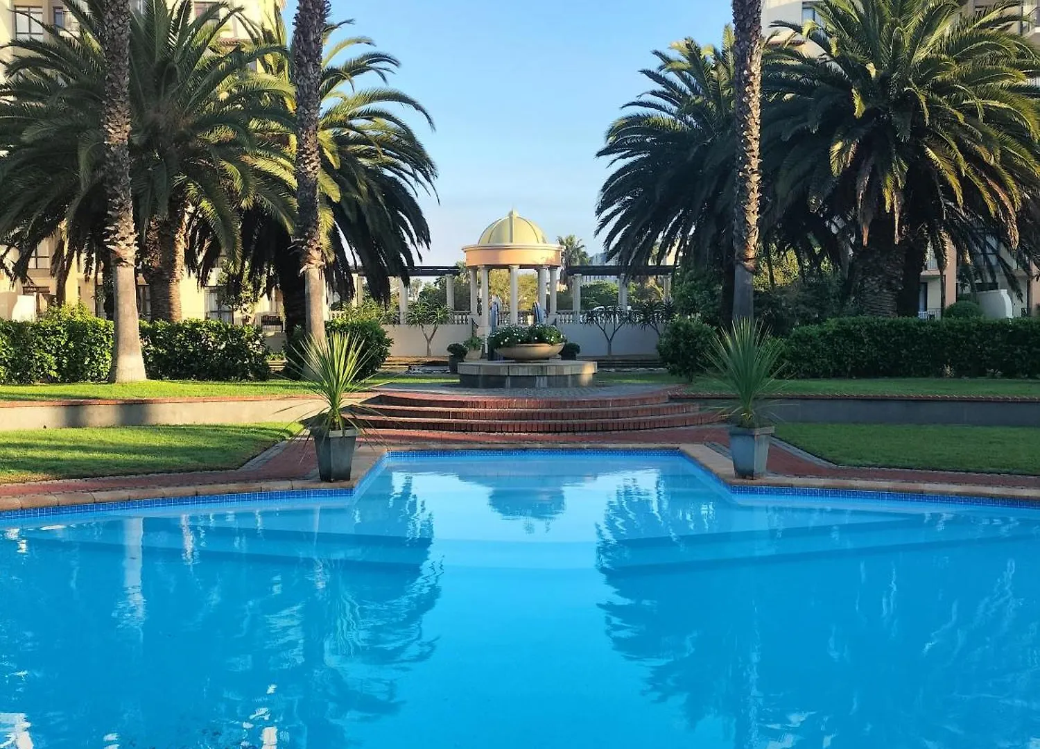 Apartment La Palmera - Island Club Canal Front Cape Town South Africa