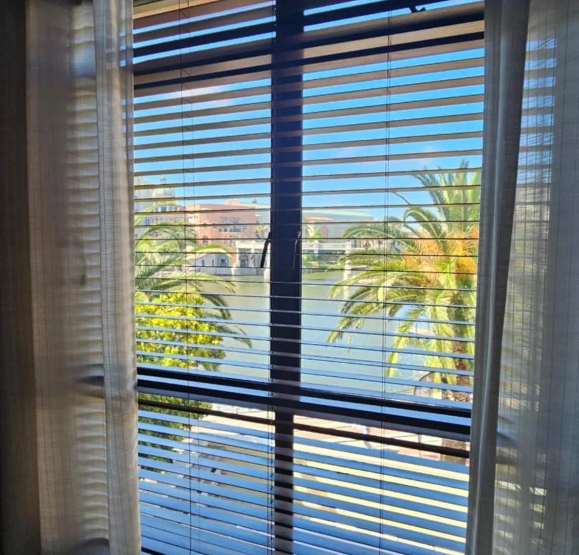 Apartment La Palmera - Island Club Canal Front Cape Town