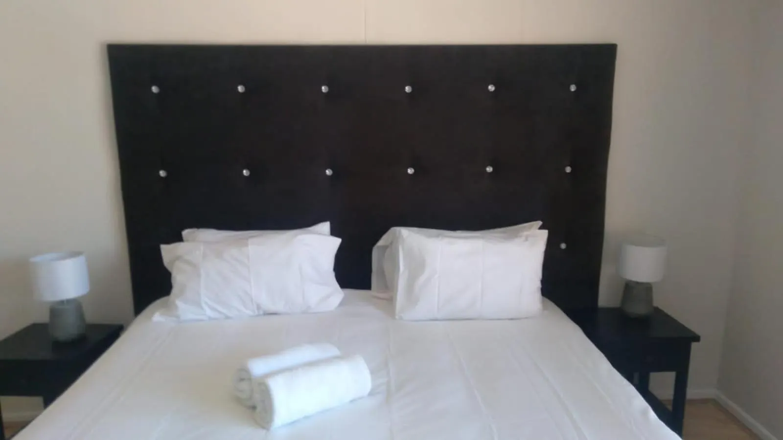 Apartment La Palmera - Island Club Canal Front Cape Town