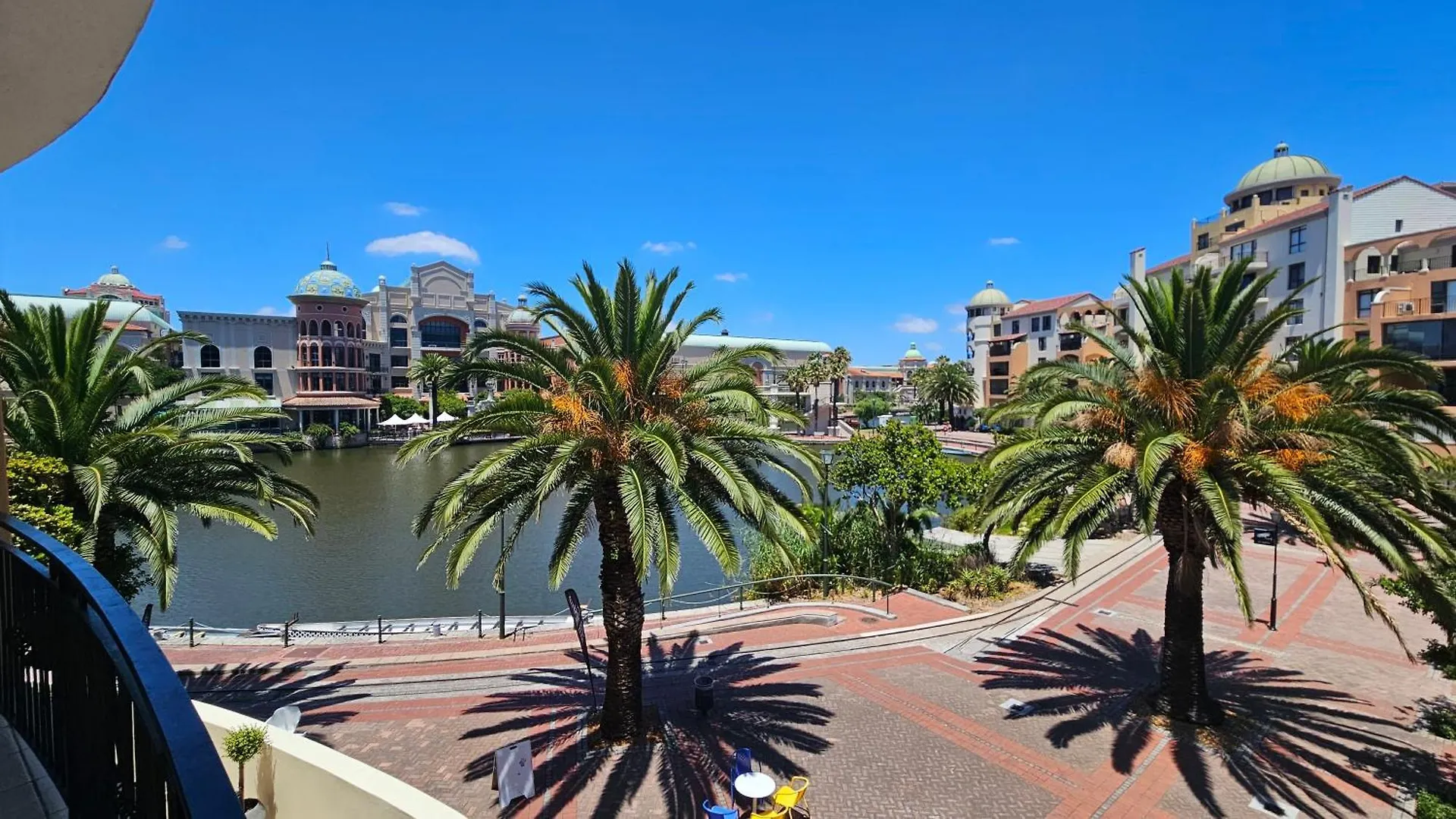 La Palmera - Island Club Canal Front Cape Town 0*,  South Africa