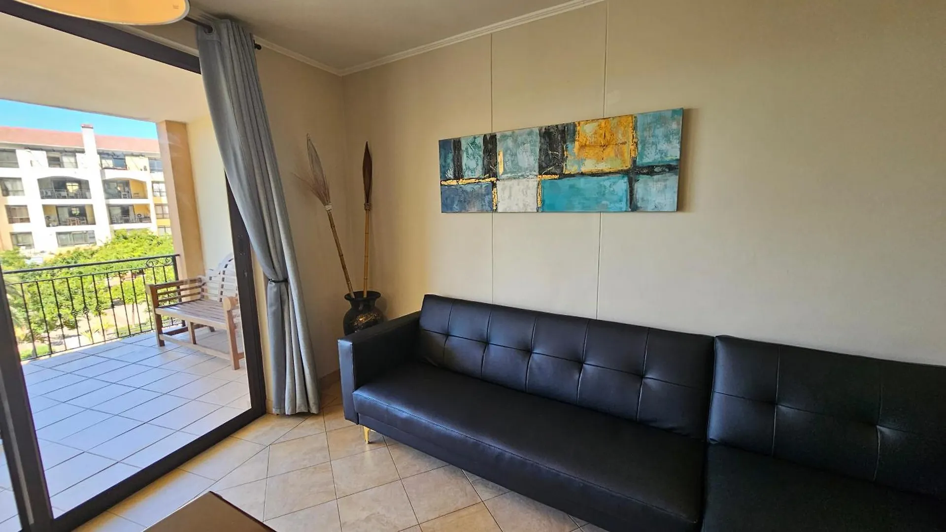 La Palmera - Island Club Canal Front Cape Town Apartment